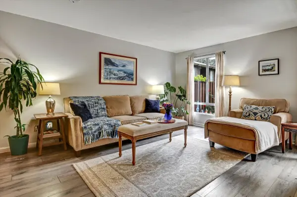 60 Surrey Lane, San Rafael, CA 94903