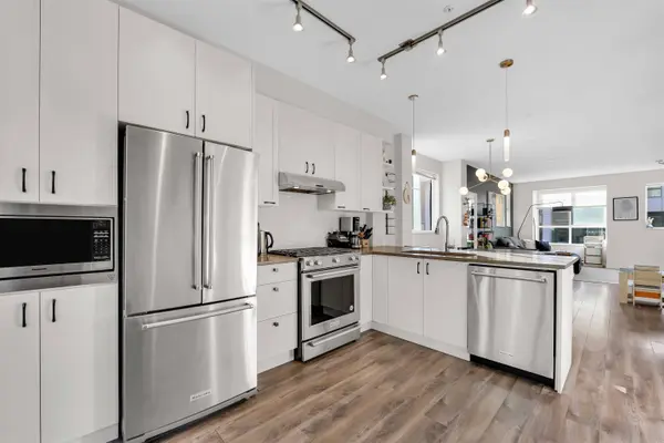 38344 Summits View DR, Squamish, BC V8B 0N4