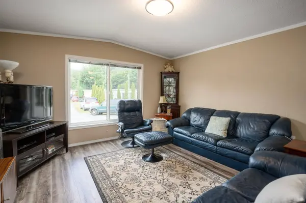 40022 Government RD #5, Squamish, BC V0N 3G0