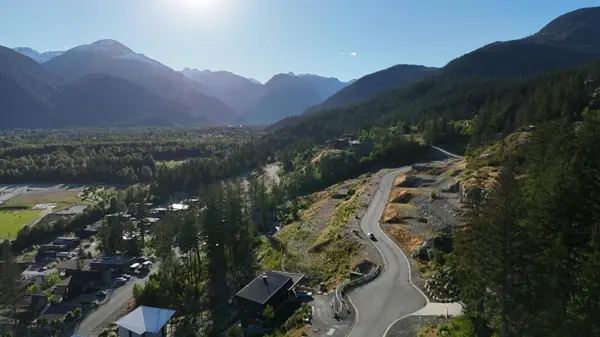 8218 Merlot Peak Drive DR, Pemberton, BC V0N 2L3