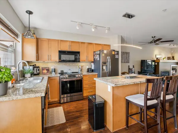 1216 Village Green WAY, Squamish, BC V8B 0N5