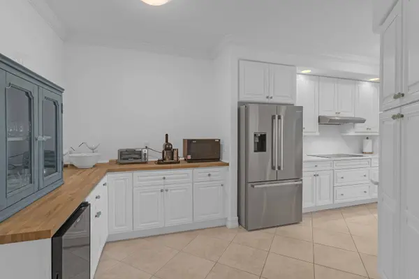 4160 N Highway A1a #902, Hutchinson Island, FL 34949