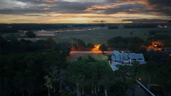 1150 PENINSULA DR, Tavares, FL 32778