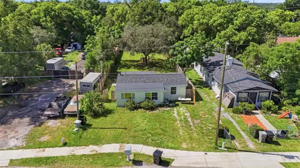 250 W 7TH ST, Apopka, FL 32703