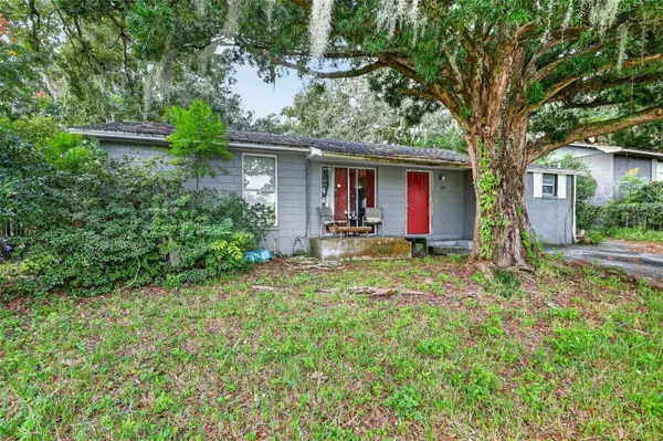 1515 CREST AVE, Leesburg, FL 34748