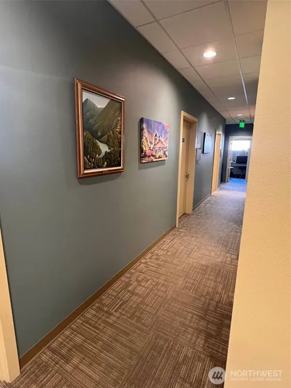 38700 SE River ST #400, Snoqualmie, WA 98065