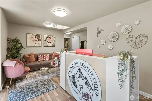 38700 SE River ST, Snoqualmie, WA 98065