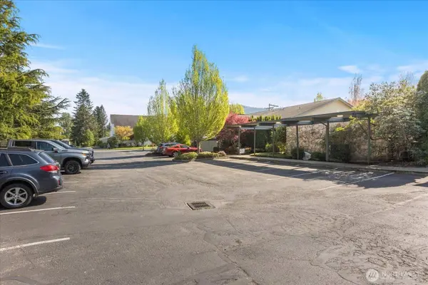 38700 SE River ST, Snoqualmie, WA 98065