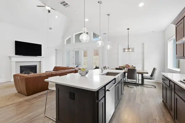 2020 Grey Bark Street, Fort Worth, TX 76008