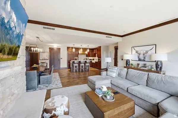 8880 EMPIRE CLUB DR #411, Park City, UT 84060
