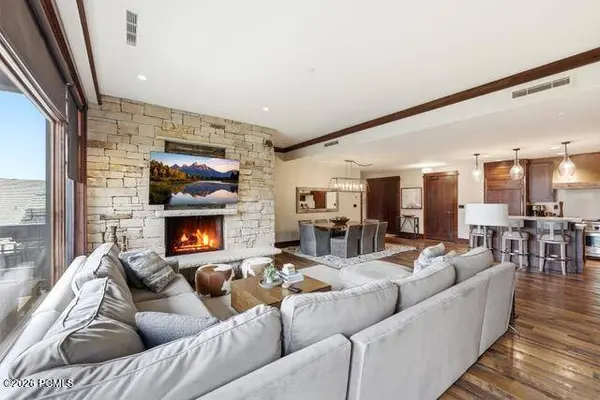 8880 Empire Club Dr #411, Park City, UT 84060