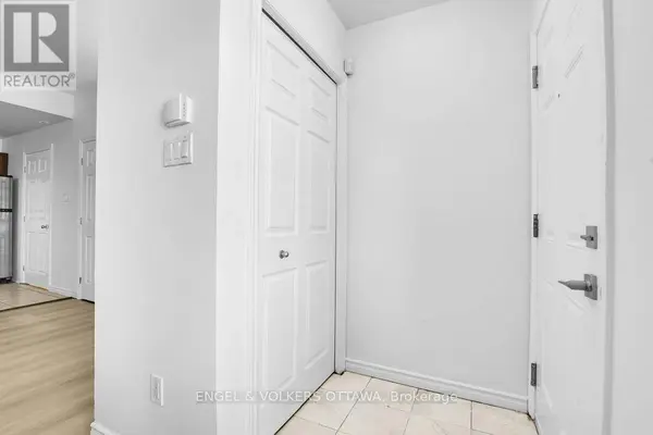 165 Waterbridge DR #5, Ottawa, ON K2G7G3