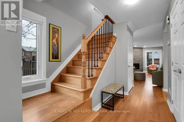 1 MAURYA COURT, Ottawa, ON K1G5S2