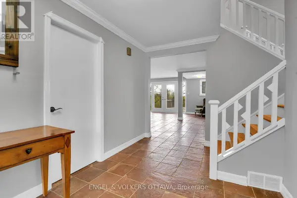 1477 JARVIS DRIVE, Ottawa, ON K1V1H1
