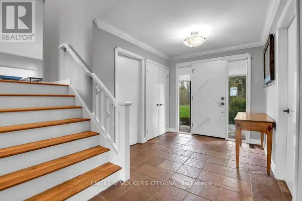 1477 JARVIS DRIVE, Ottawa, ON K1V1H1