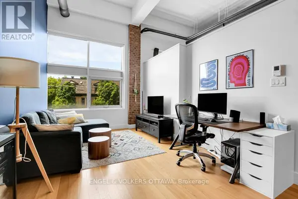 108 Third AVE #201, Ottawa, ON K1S2J8