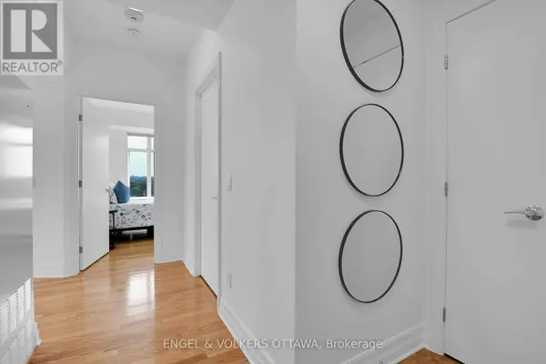75 Cleary AVE #1002, Ottawa, ON K2A1R8