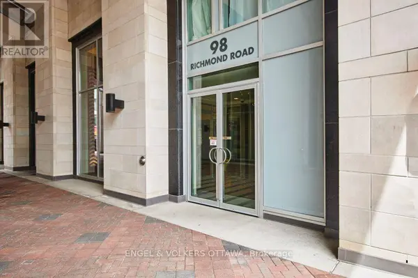98 Richmond RD #211, Ottawa, ON K1Z0B2