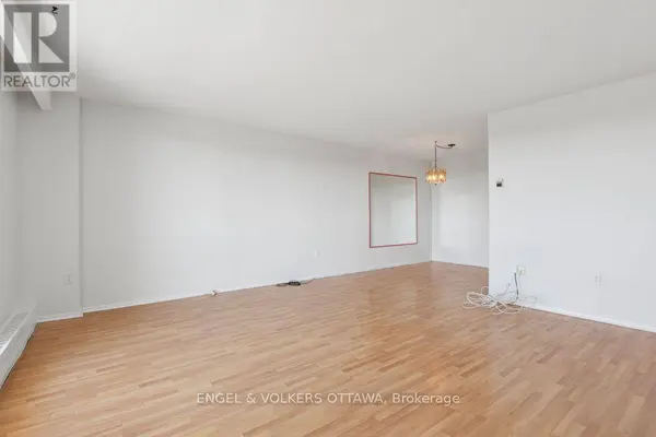 2400 Virginia DR #509, Ottawa, ON K1H8L3