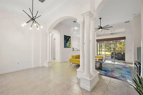 9930 SANTA BARBARA CT, Howey In The Hills, FL 34737