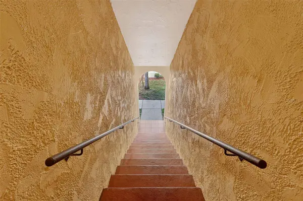 1112 W MAIN ST #G5, Leesburg, FL 34748