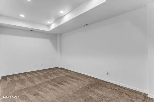 44 W 200 North North #Apt 5, Bountiful, UT 84010