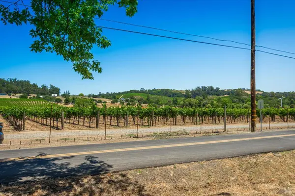 1007 Sunset RD, Napa, CA 94558