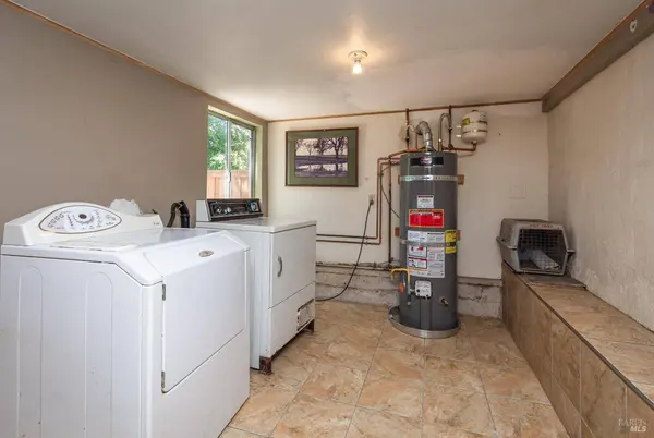 431 E Berna AVE, Napa, CA 94559