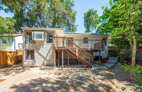 431 E Berna AVE, Napa, CA 94559