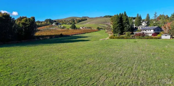 1100 Borrette CT, Napa, CA 94558