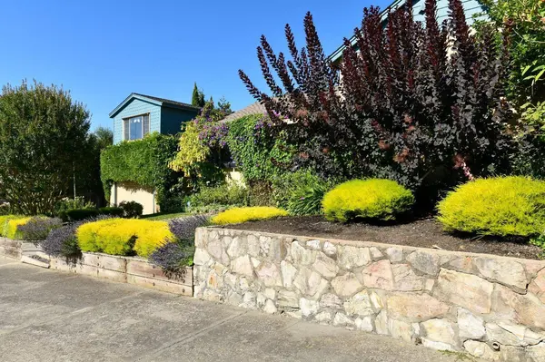 4 Ramona AVE, Napa, CA 94559