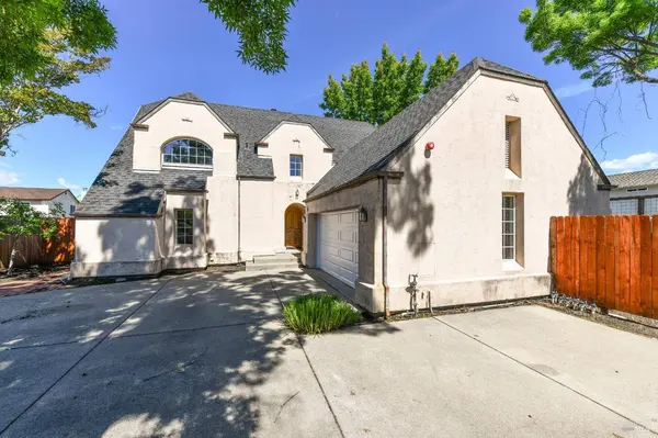 26 Lloyd CT, Napa, CA 94558