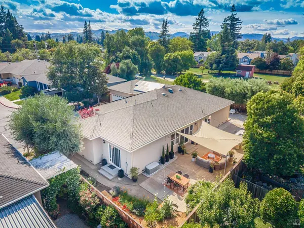10 Brooke CT, Napa, CA 94558