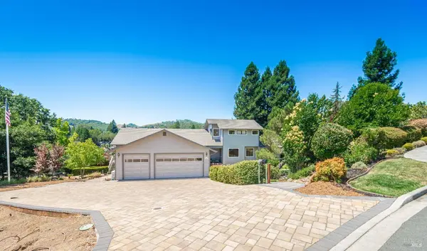 1133 Stanford CT, Napa, CA 94558