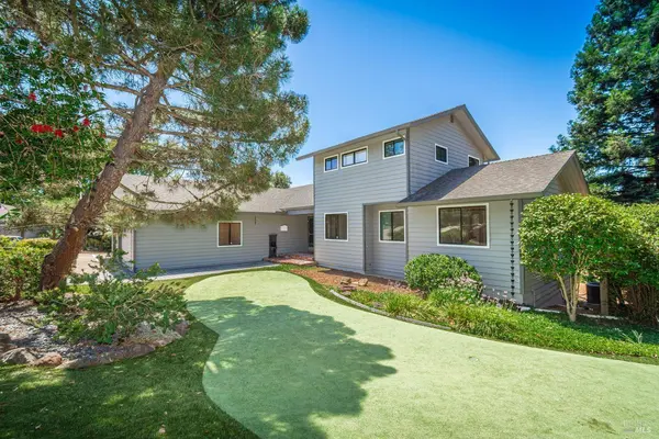 1133 Stanford CT, Napa, CA 94558