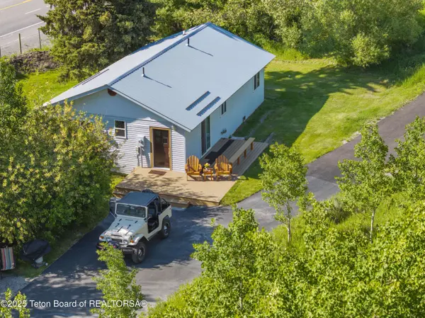 9950 S HIGHWAY 89, Jackson, WY 83001