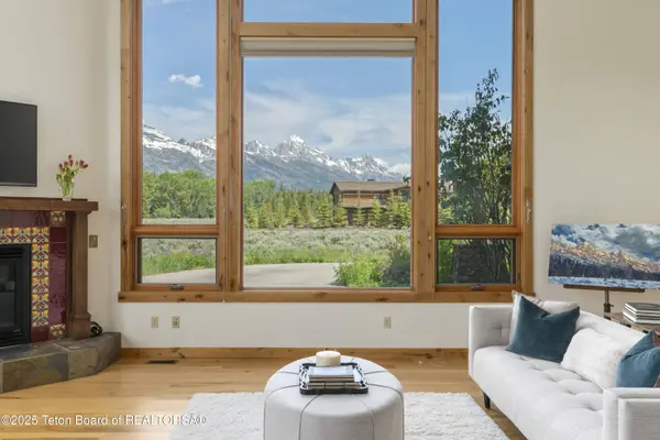 500 E SOLITUDE Drive, Jackson, WY 83001