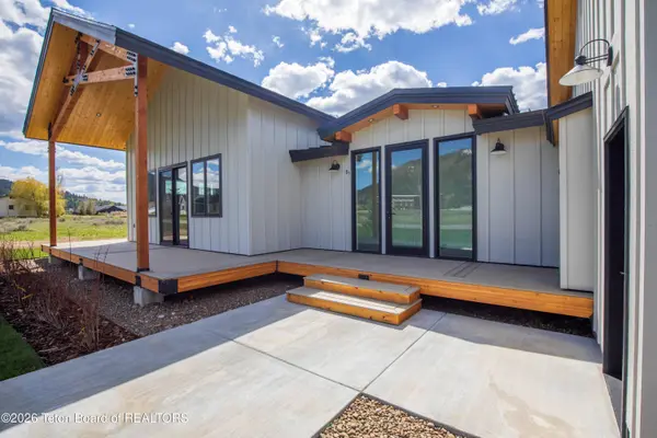 85 COLUMBINE Street, Alpine, WY 83128