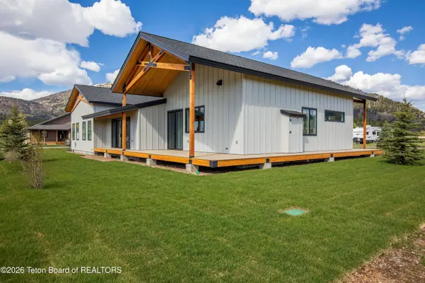 85 COLUMBINE Street, Alpine, WY 83128