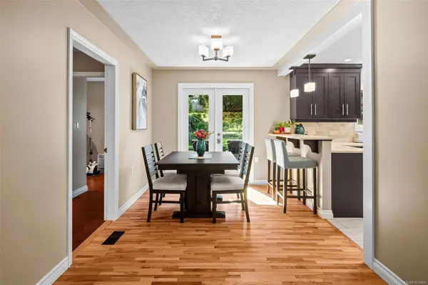 583 Langholme Dr, Colwood, BC V9C 1M1