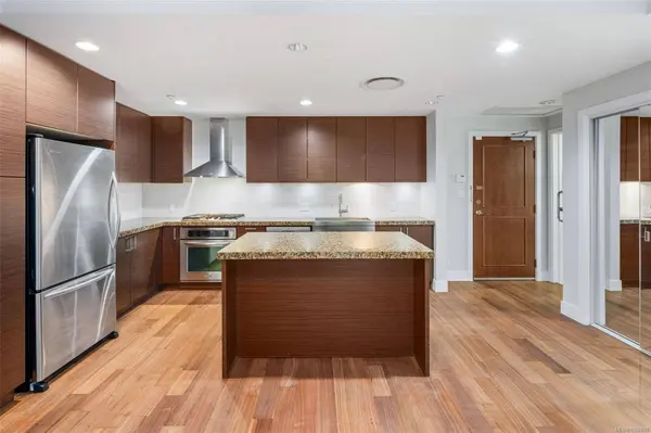 1400 Lynburne Pl #113, Langford, BC V9B 0A4