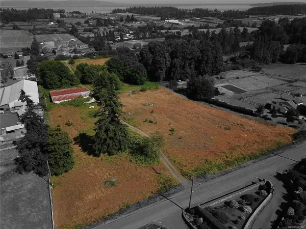 6275 Old East Rd, Central Saanich, BC V8Y 1R7