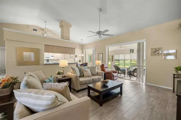 2059 W TALL OAKS DR, Beverly Hills, FL 34465