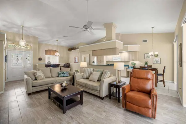2059 W TALL OAKS DR, Beverly Hills, FL 34465