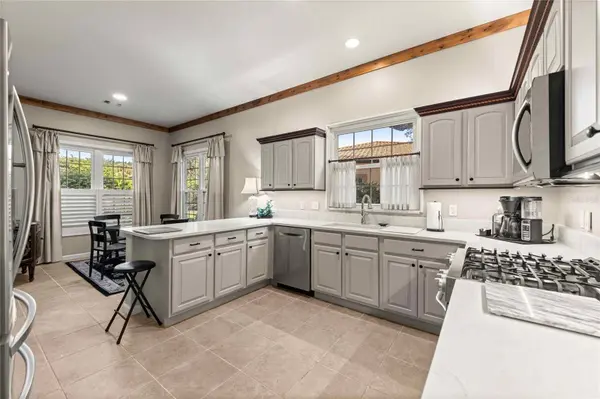 1248 AVENIDA DE LAS CASAS #12, Lady Lake, FL 32159