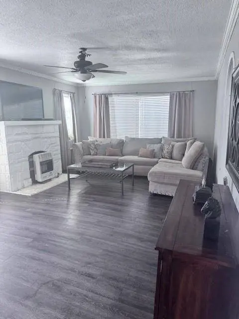 500 NW 15th Street, Fort Worth, TX 76164