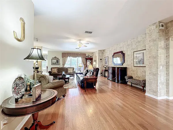 2409 TWICKINGHAM CT, Clermont, FL 34711
