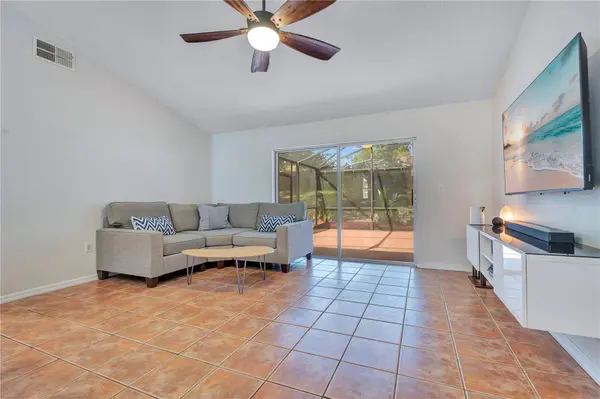 836 ELM FOREST DR, Minneola, FL 34715