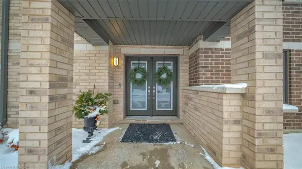 585 Colborne Street #501, Brantford, ON N3S 0K4