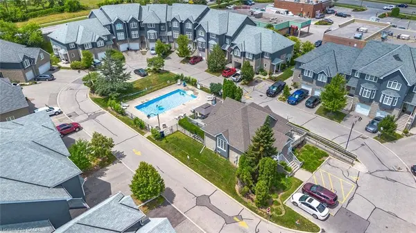 199 Saginaw Parkway #10, Cambridge, ON N1T 1T9